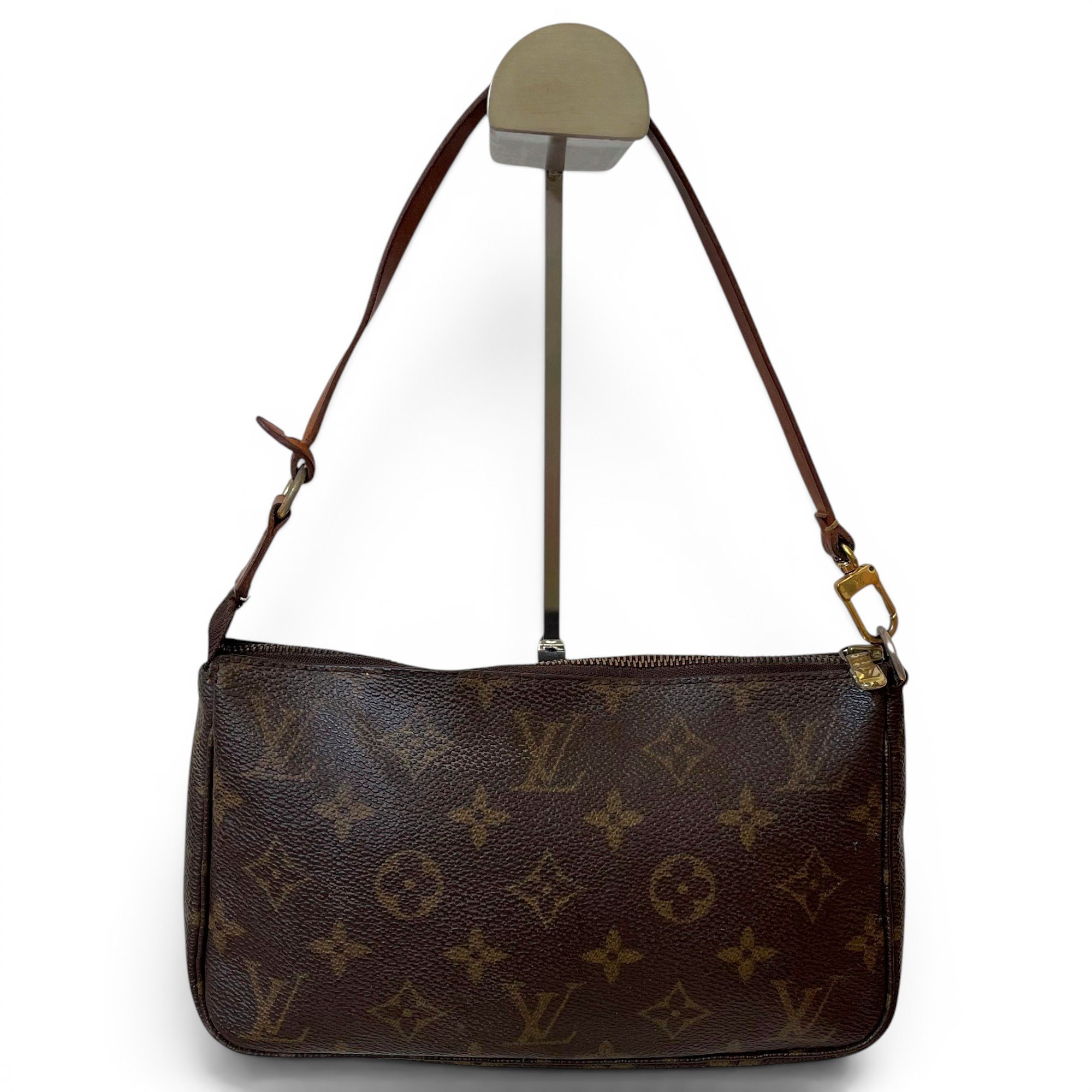 Pochette Accessoire leather handbag