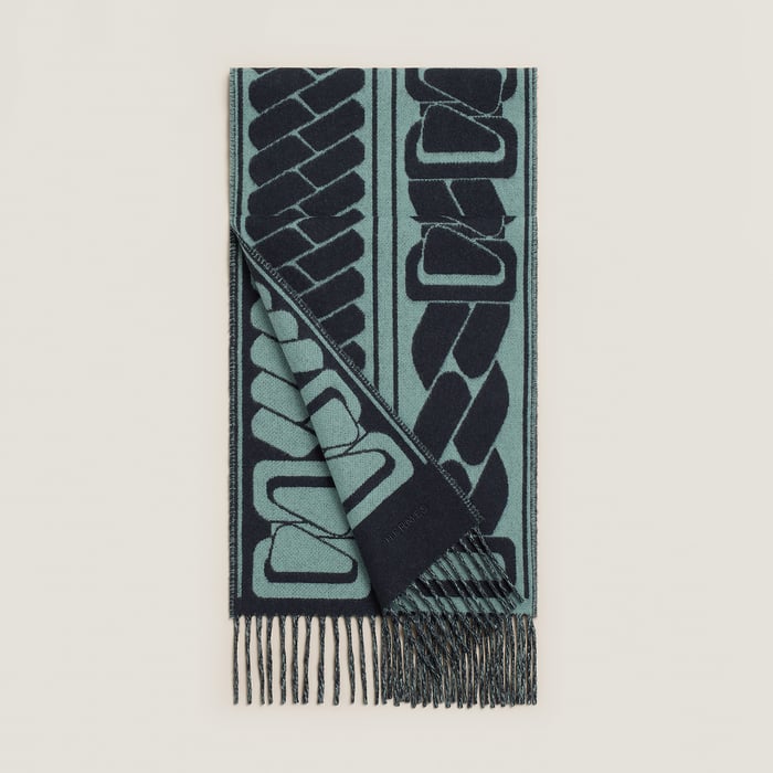 Clic, c'Est Noue Scarf