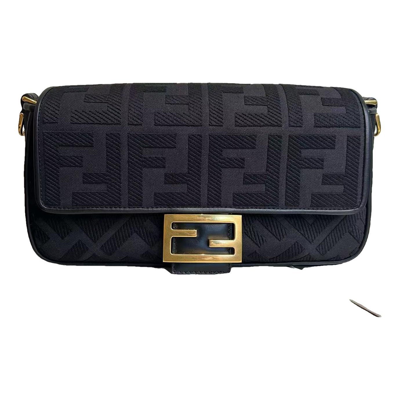 Baguette cloth handbag
