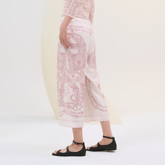 Rose Pâle "Brides De Gala En Fleurs" Short Pants