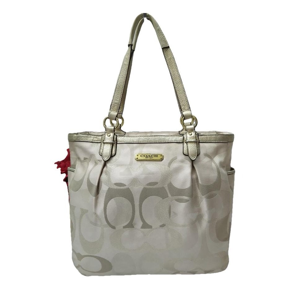 Leather tote