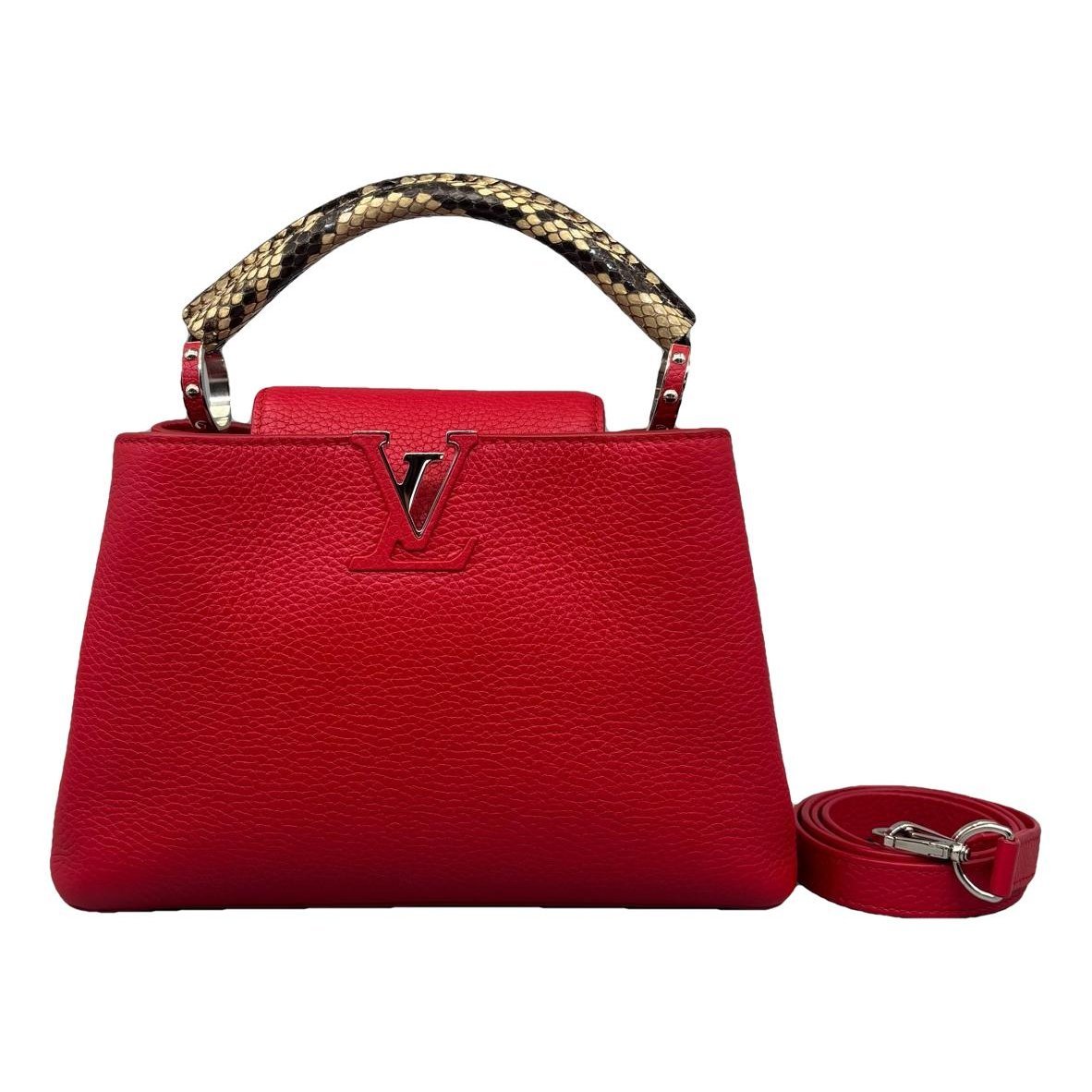 Capucines leather handbag
