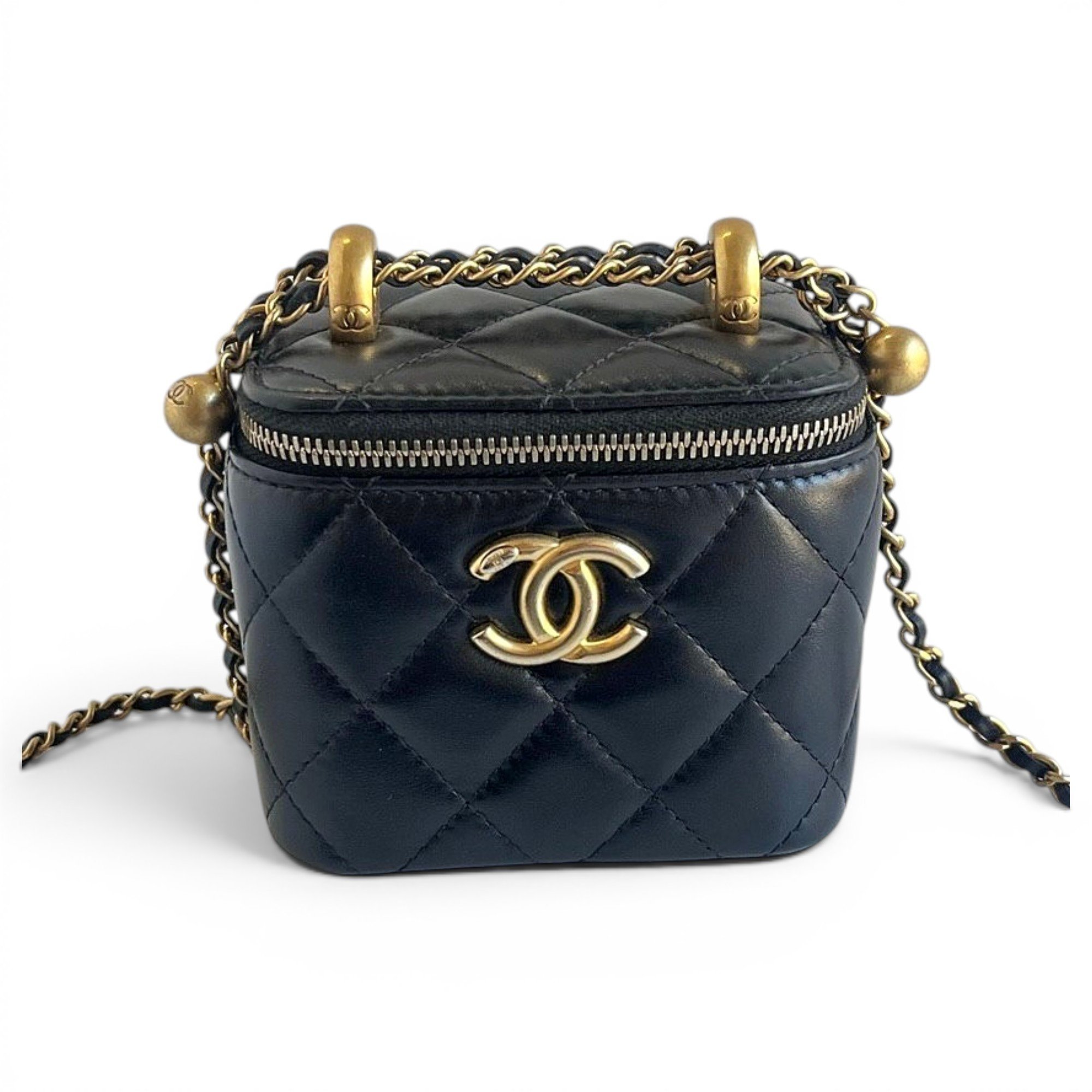 Trendy CC Vanity leather handbag
