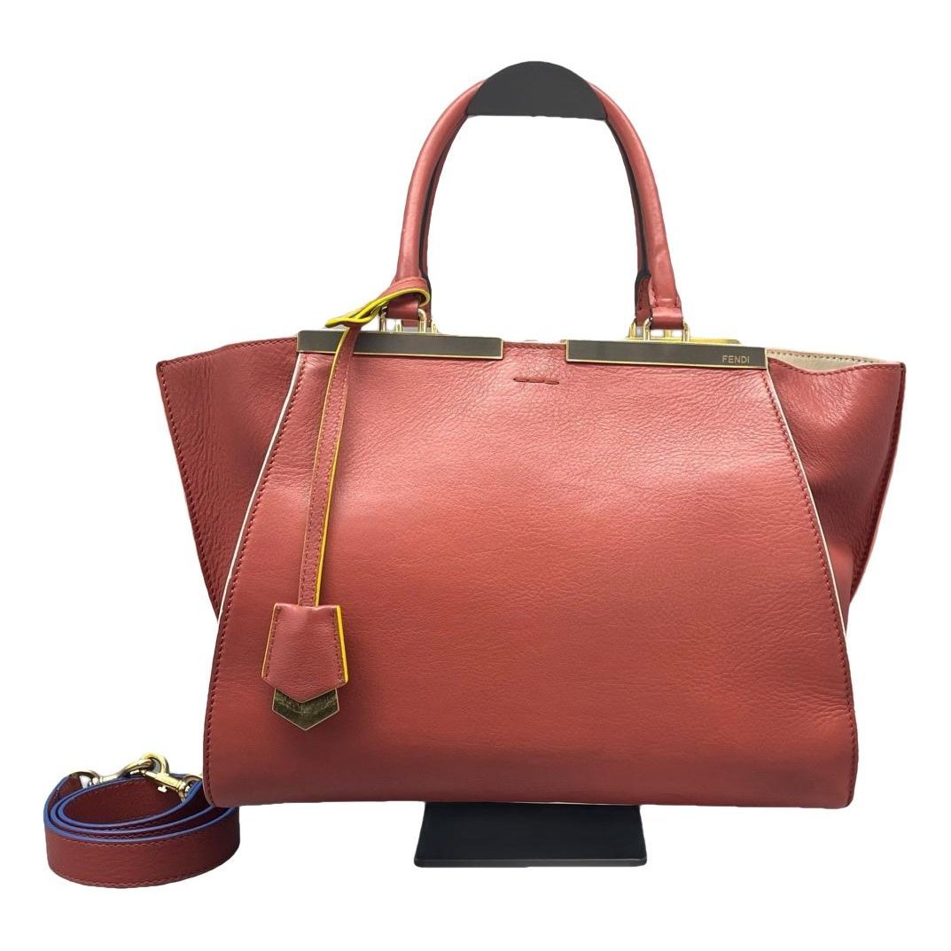 Carla Selleria leather handbag
