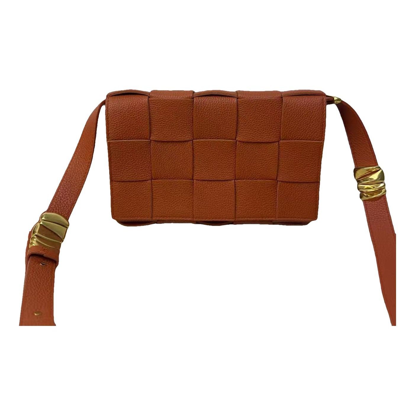 Cassette leather handbag