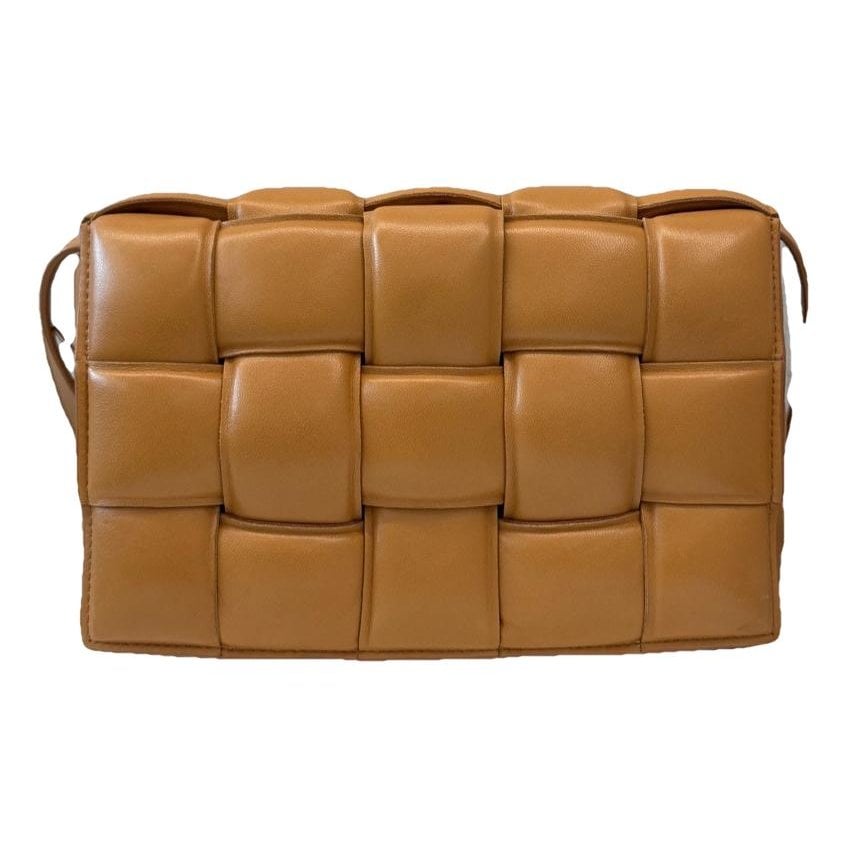 Chain Cassette leather handbag