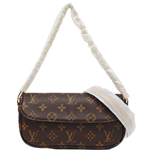 Ivy leather handbag