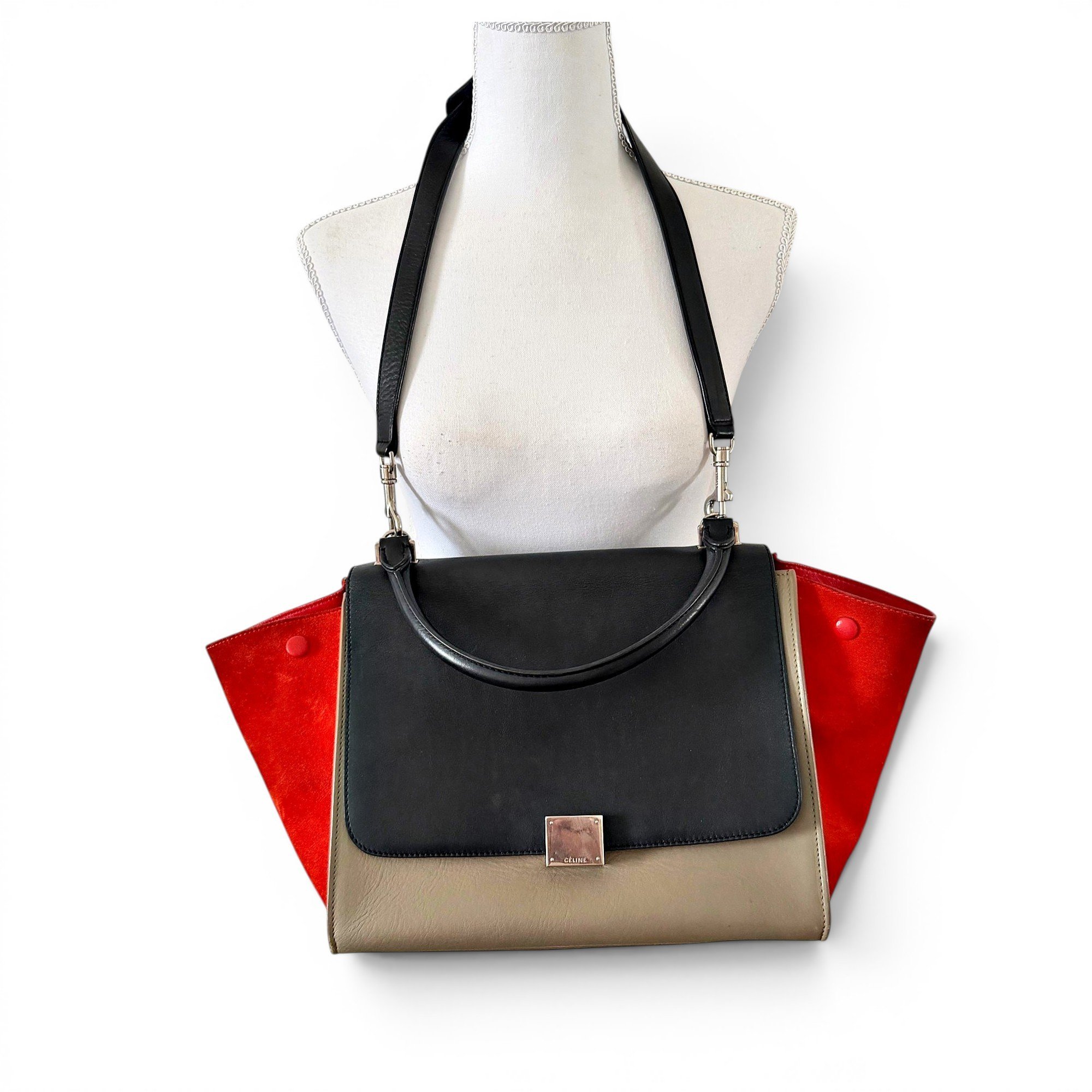 Trapèze leather handbag