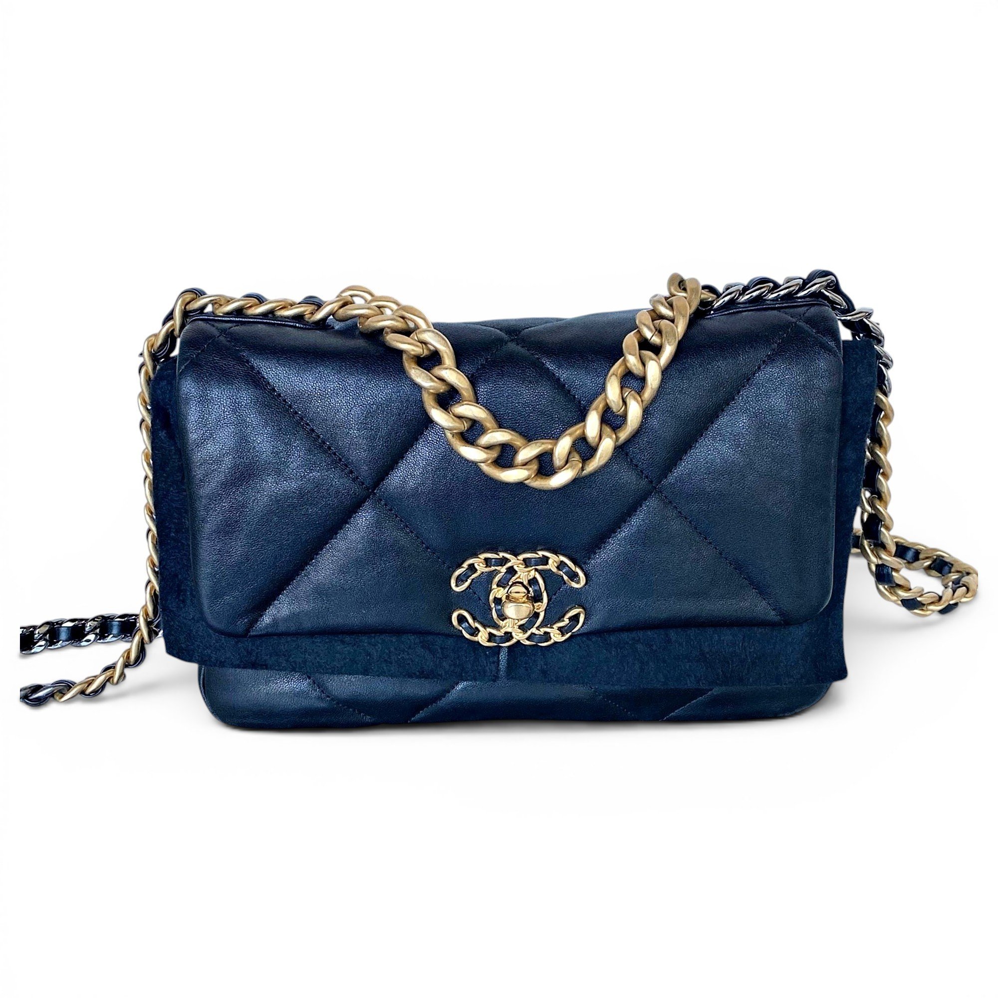 Chanel 19 leather handbag