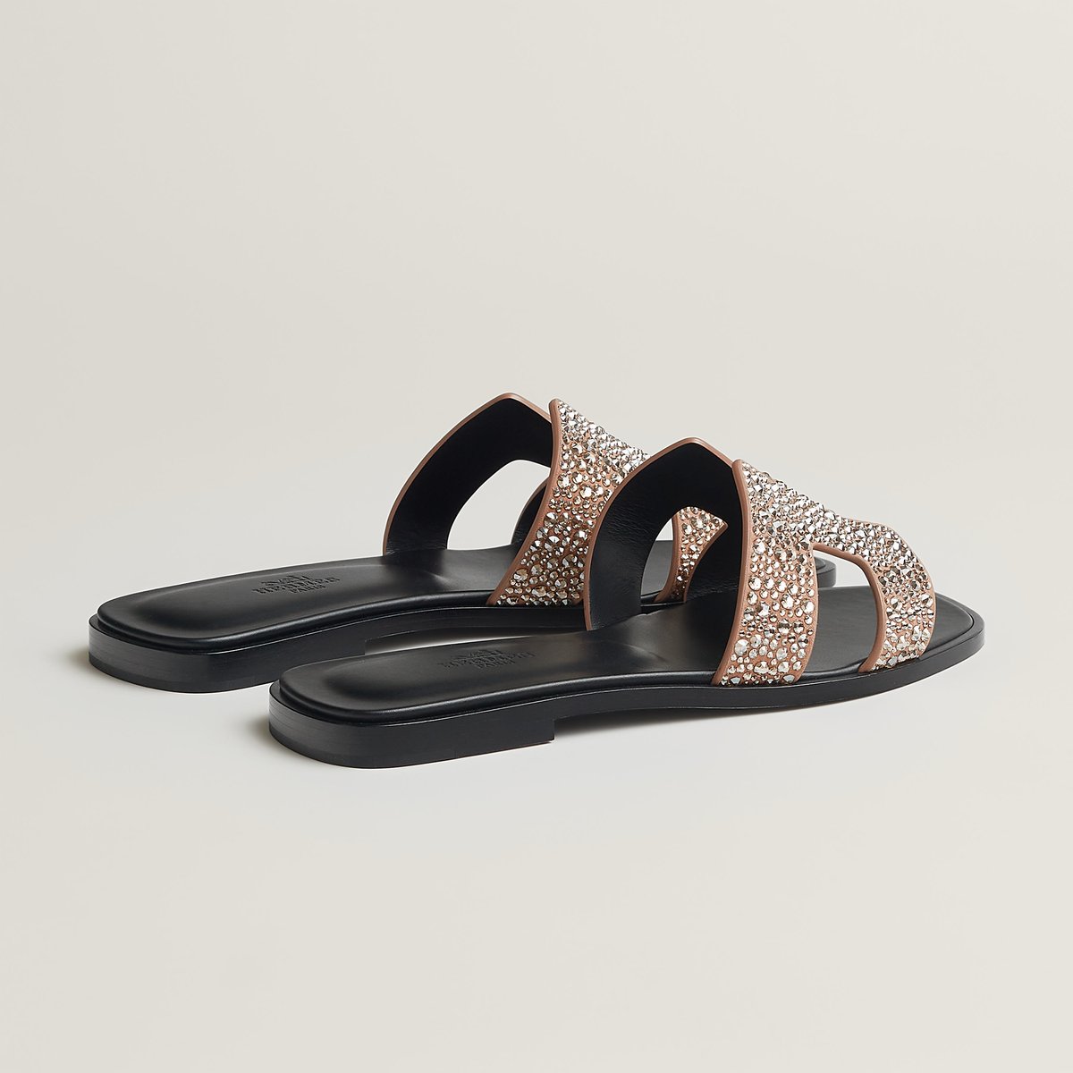 Oran sandal