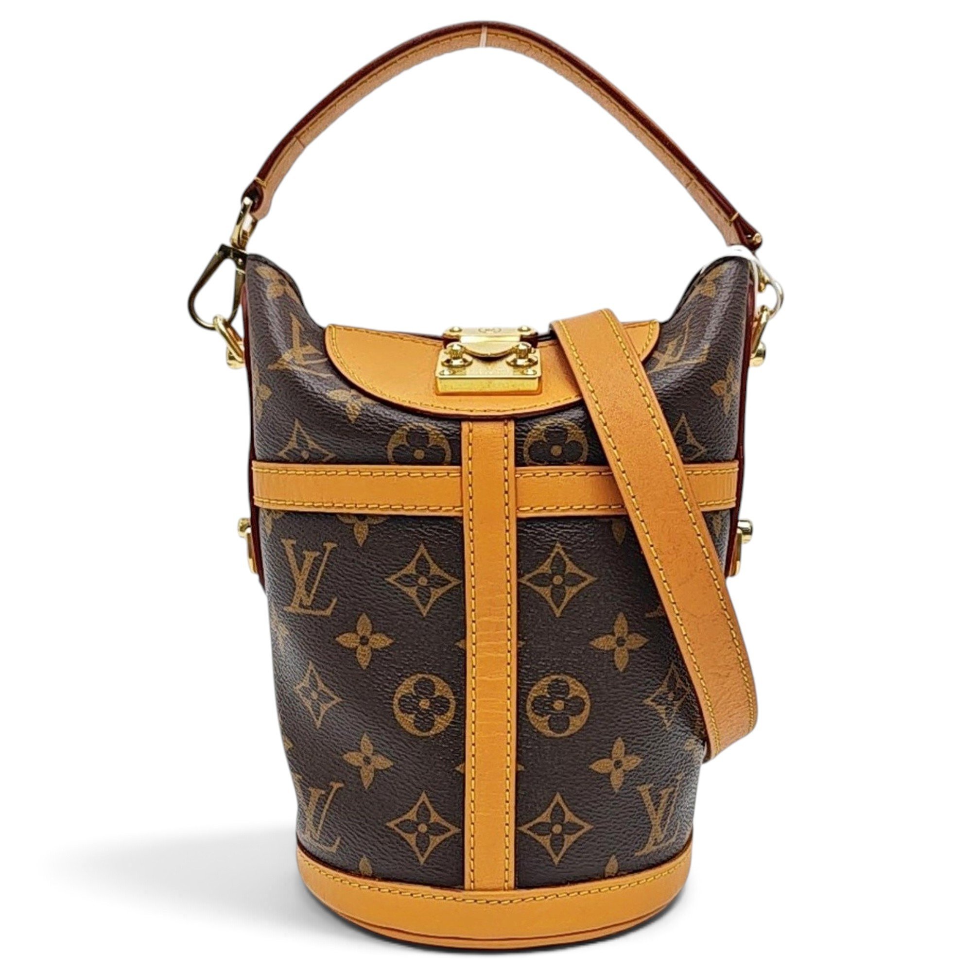 Duffle leather handbag