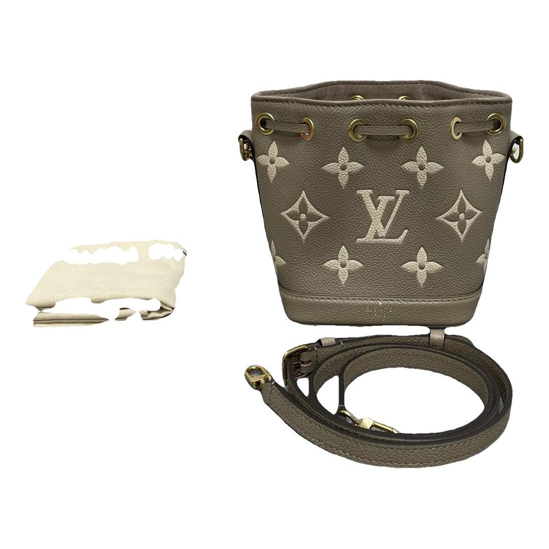 Nano Noé leather handbag