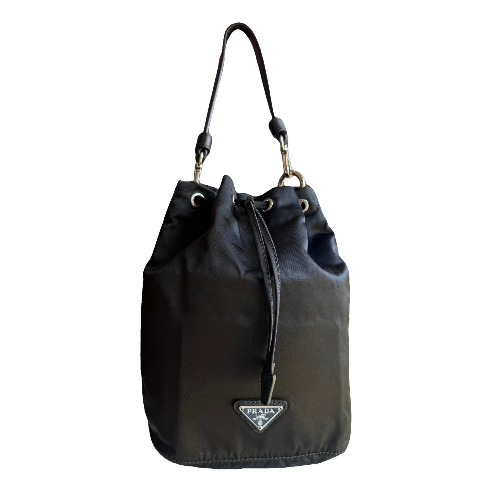 Re-Edition 1978 Bucket handbag