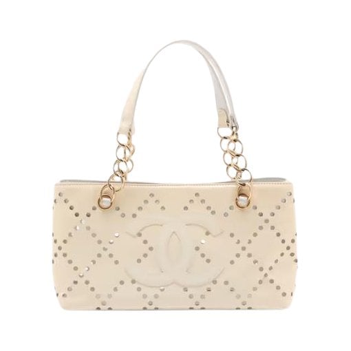 Patent leather handbag