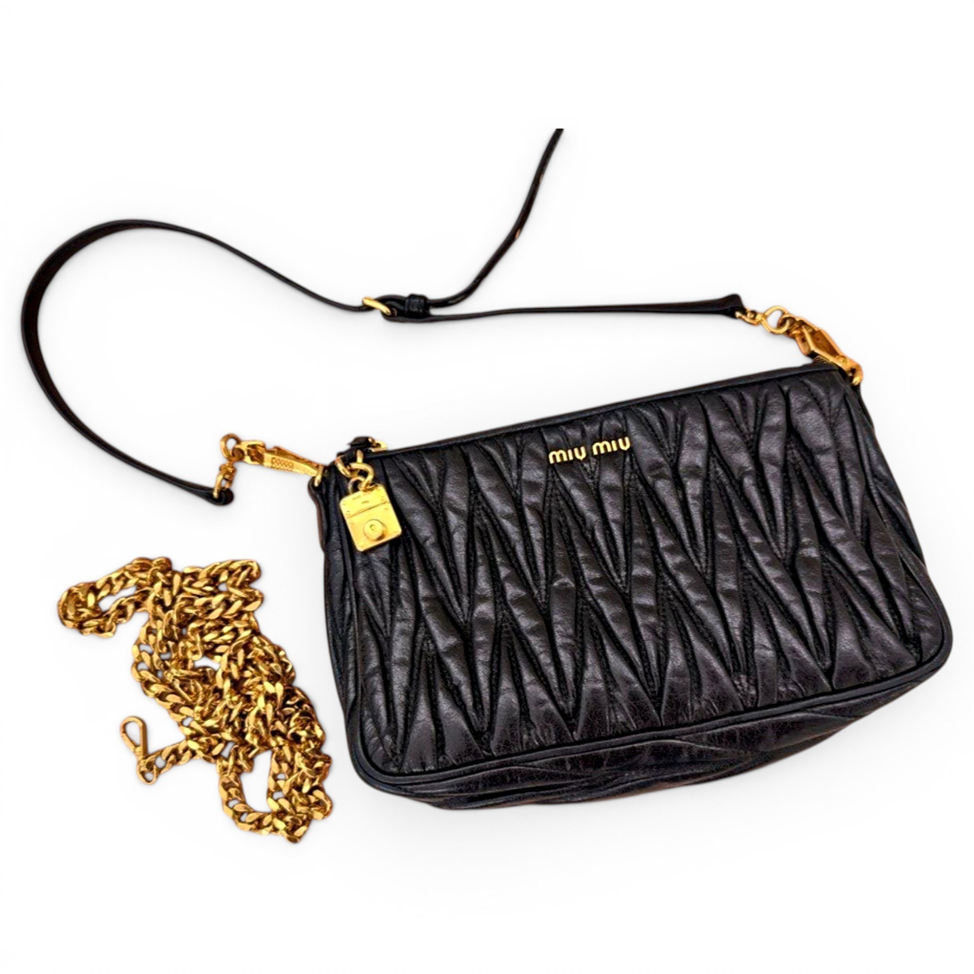 Matelassé leather handbag