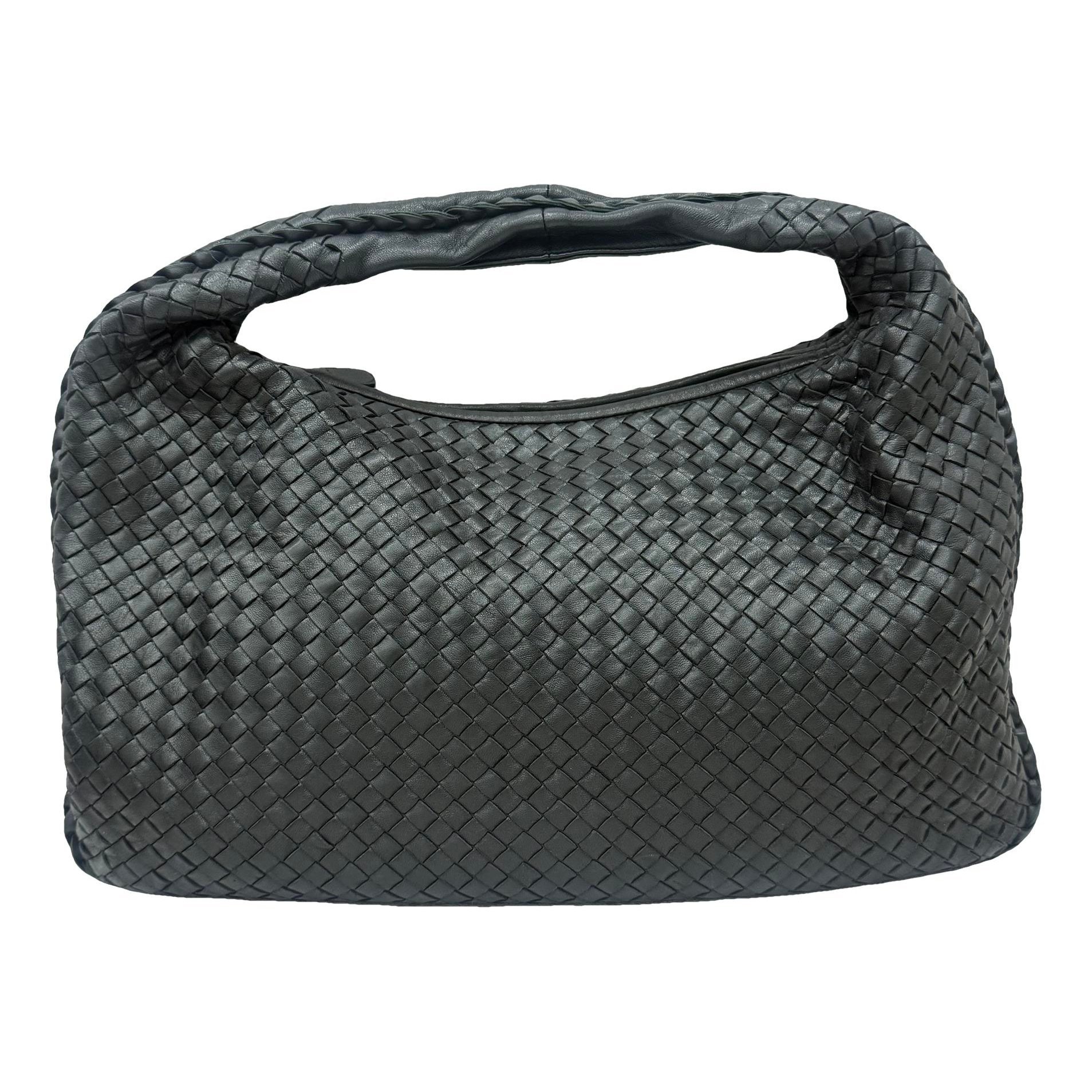 Veneta leather handbag