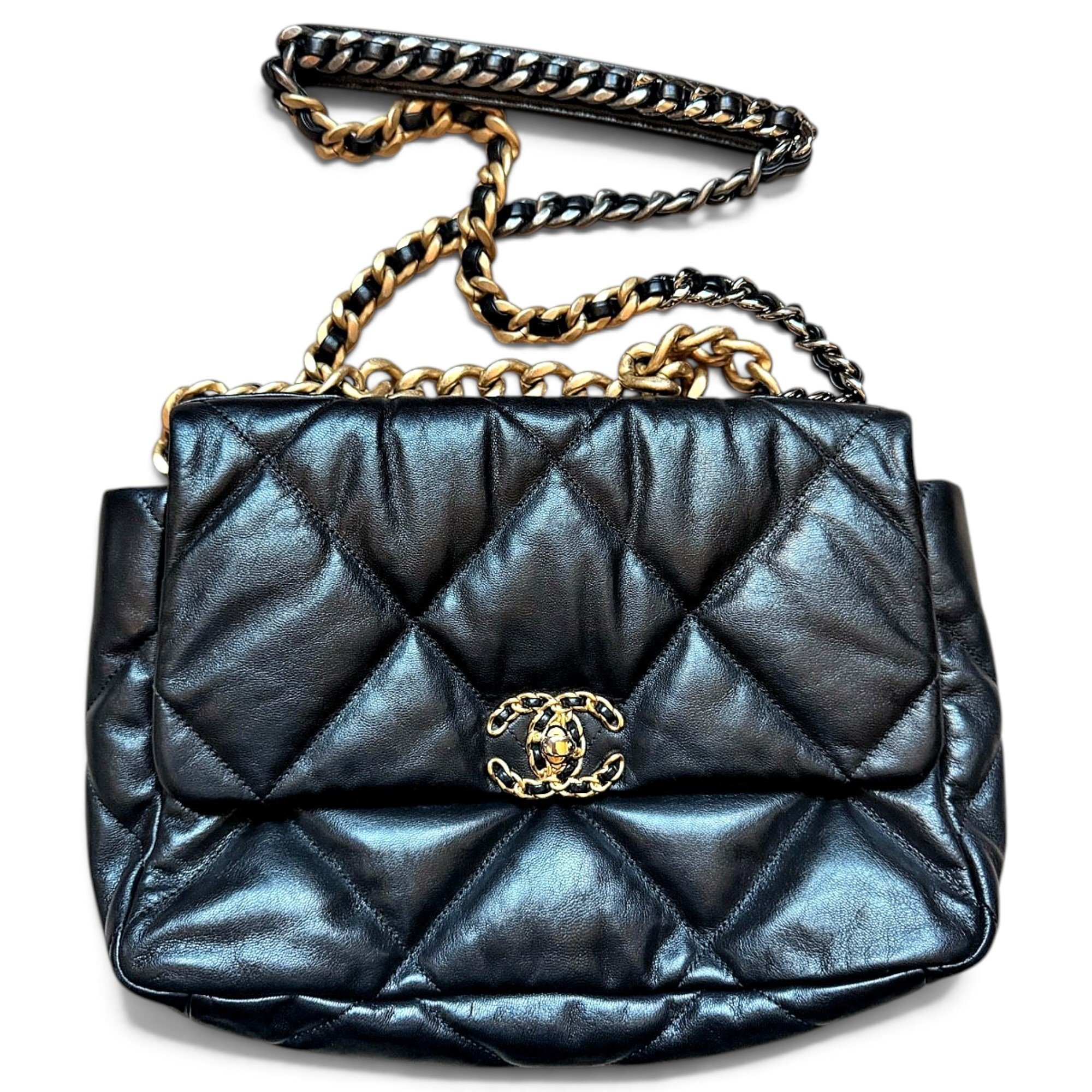 Chanel 19 leather handbag