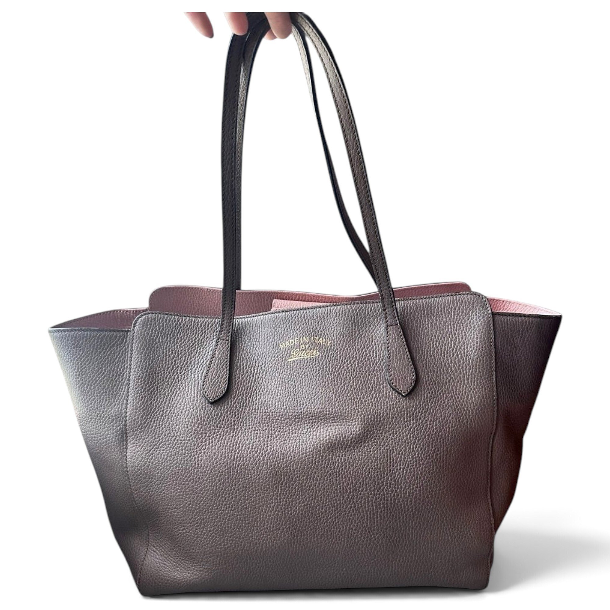 Swing leather handbag