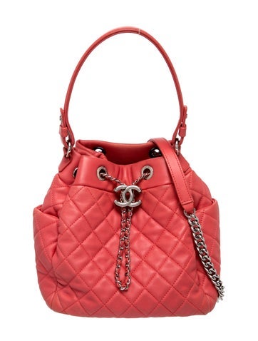 Small Chain Bucket Bag