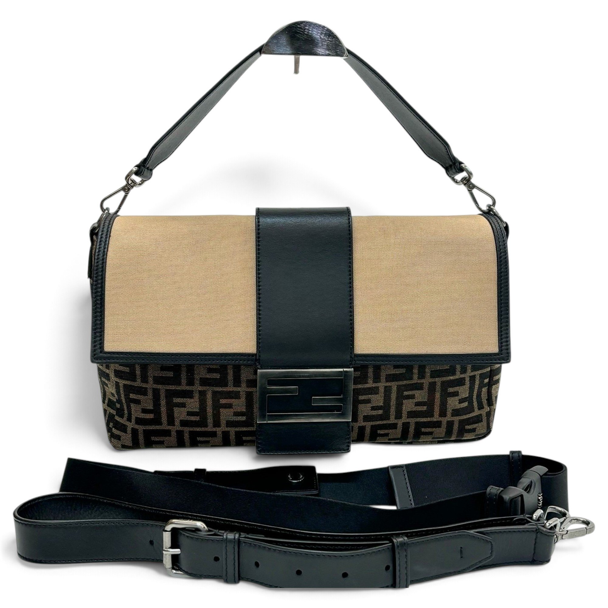 Baguette leather handbag