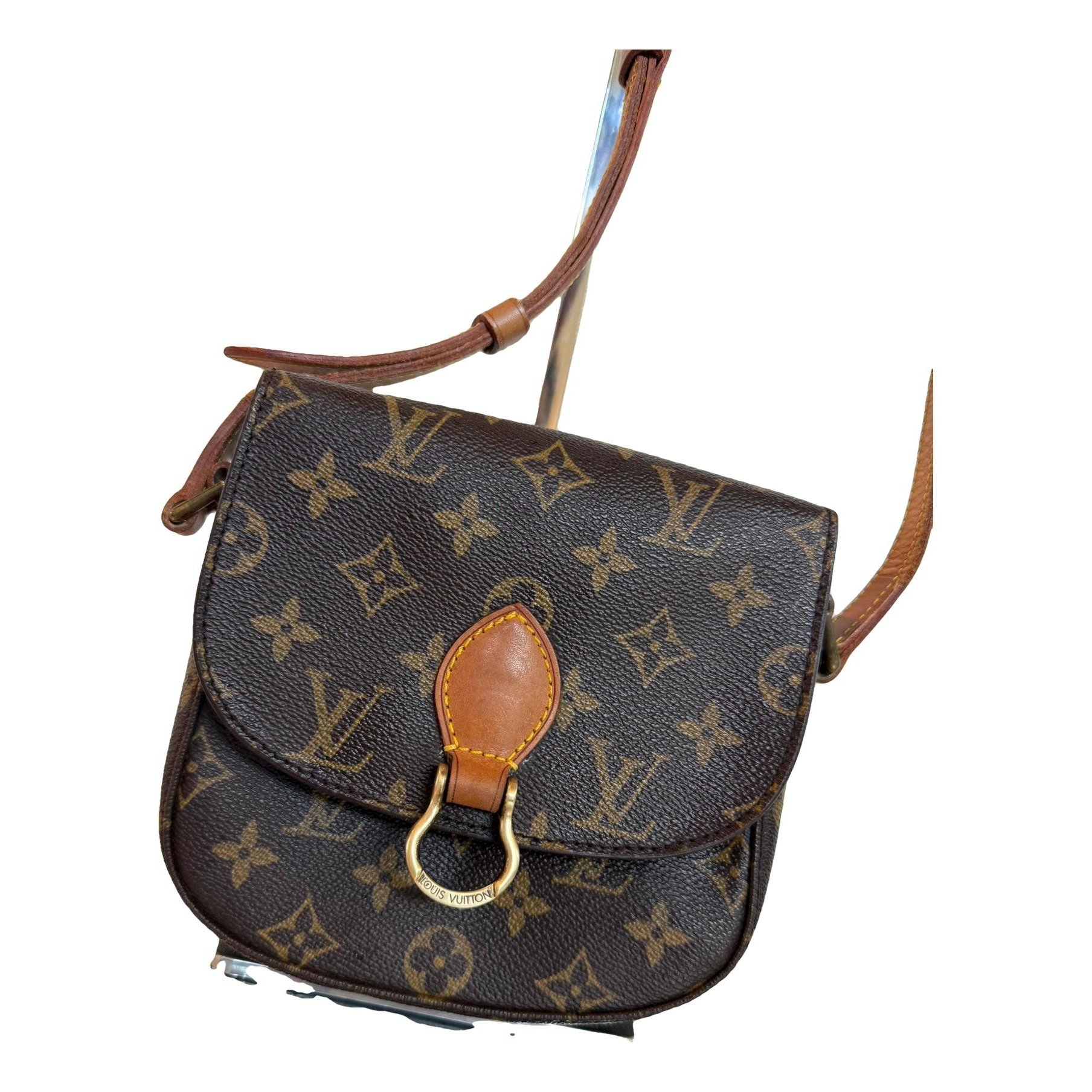 Saint Cloud vintage leather crossbody bag
