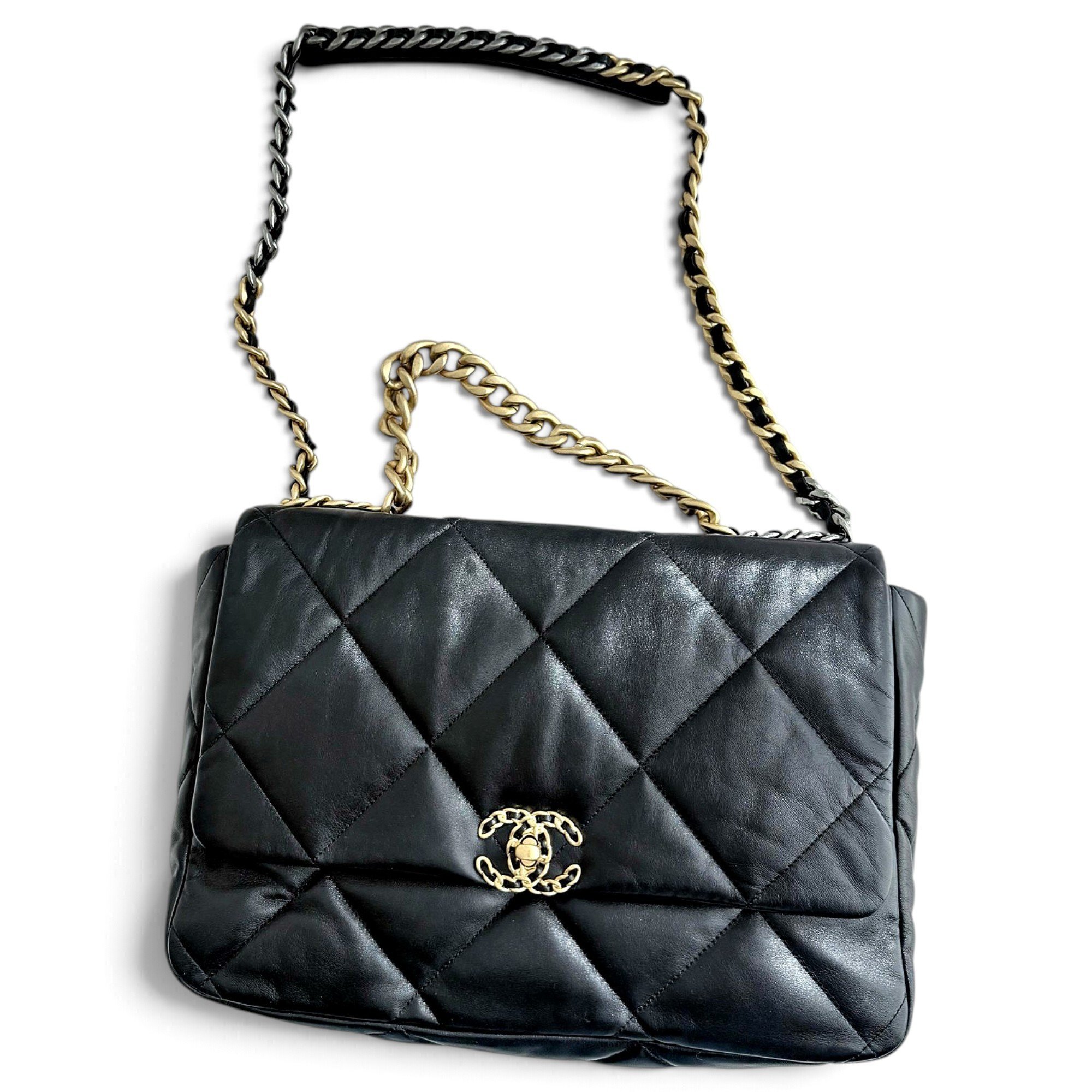 Chanel 19 leather handbag