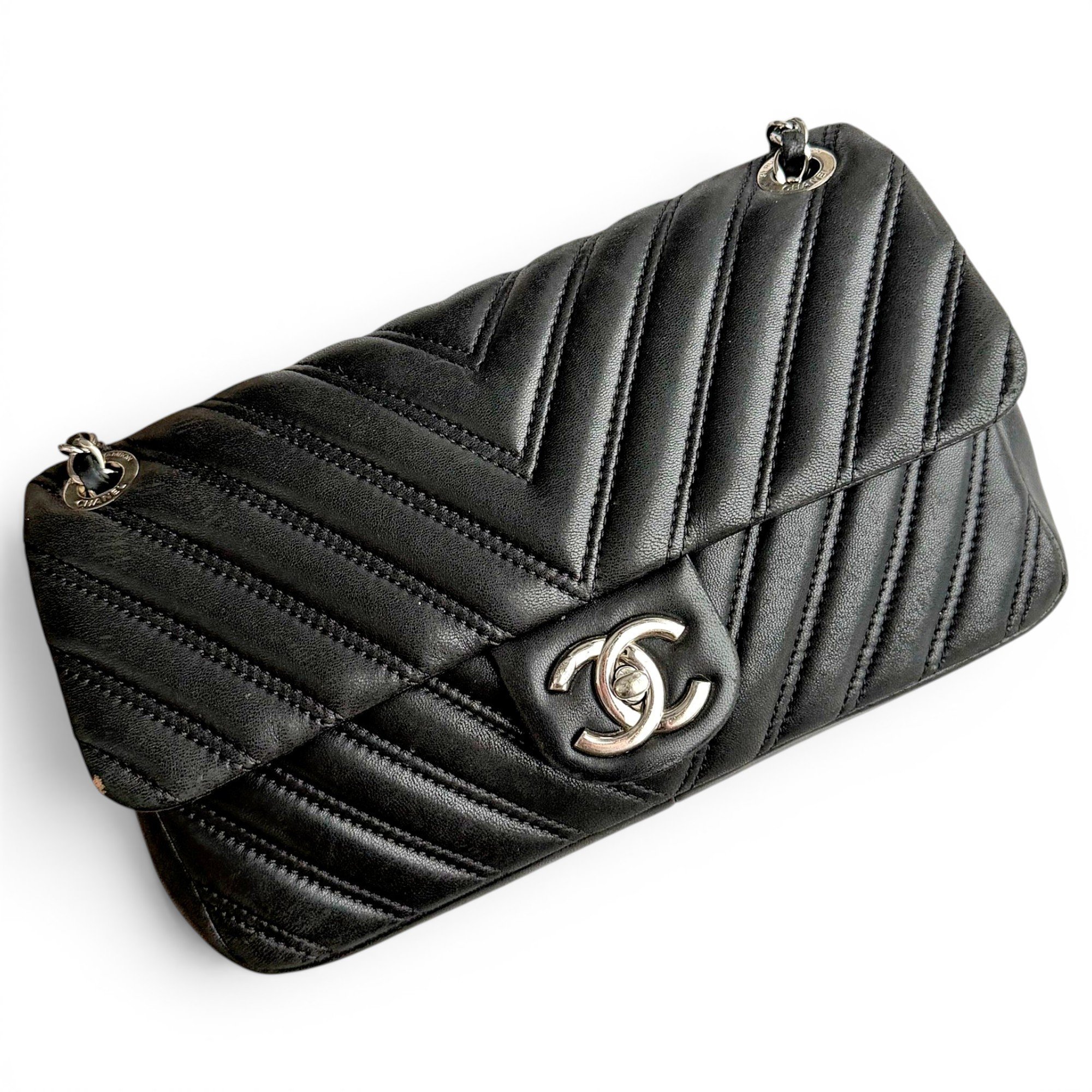 Timeless/Classique leather crossbody bag