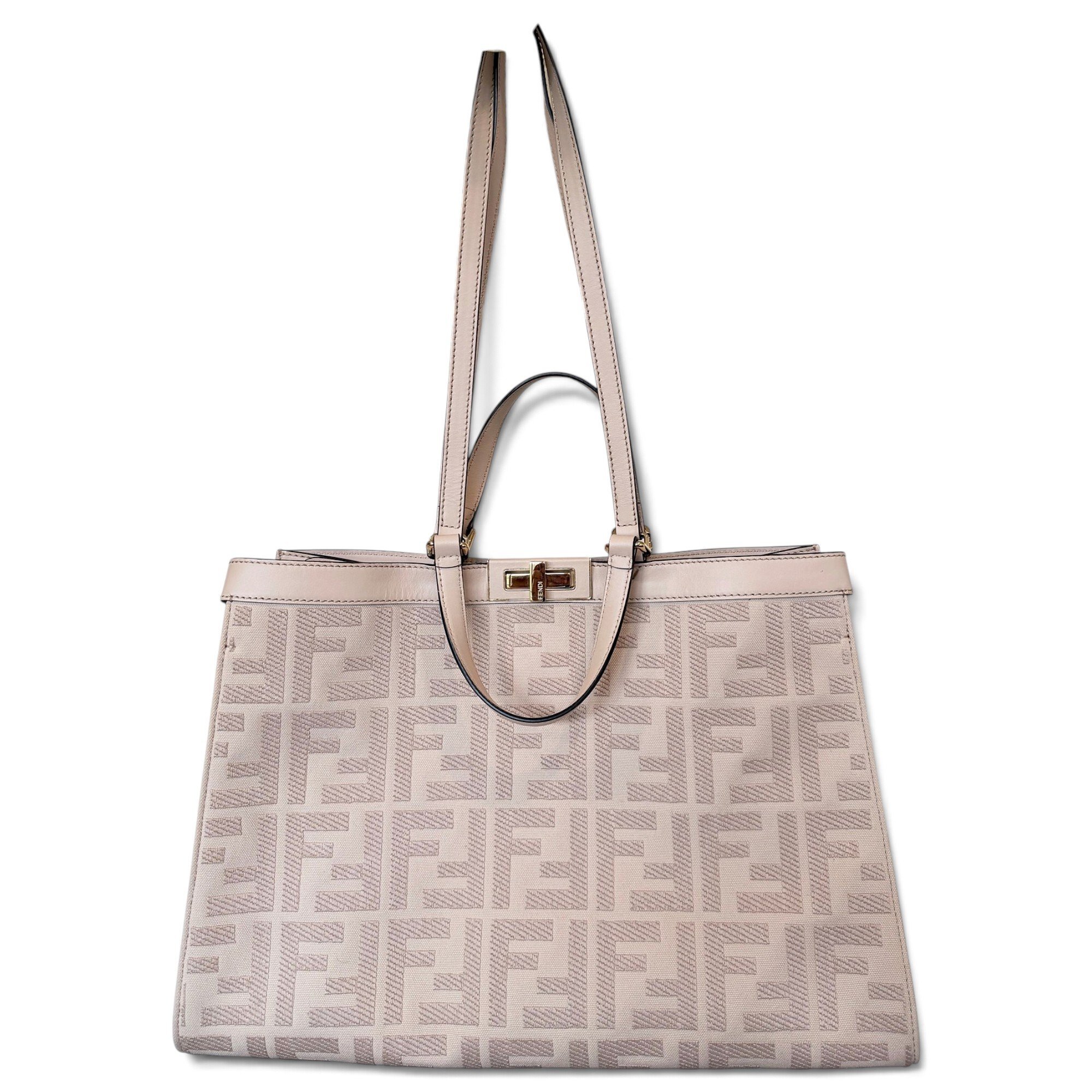 Peekaboo cloth tote
