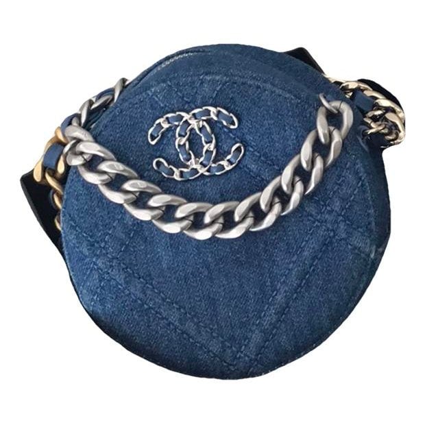 Chanel 19 crossbody bag