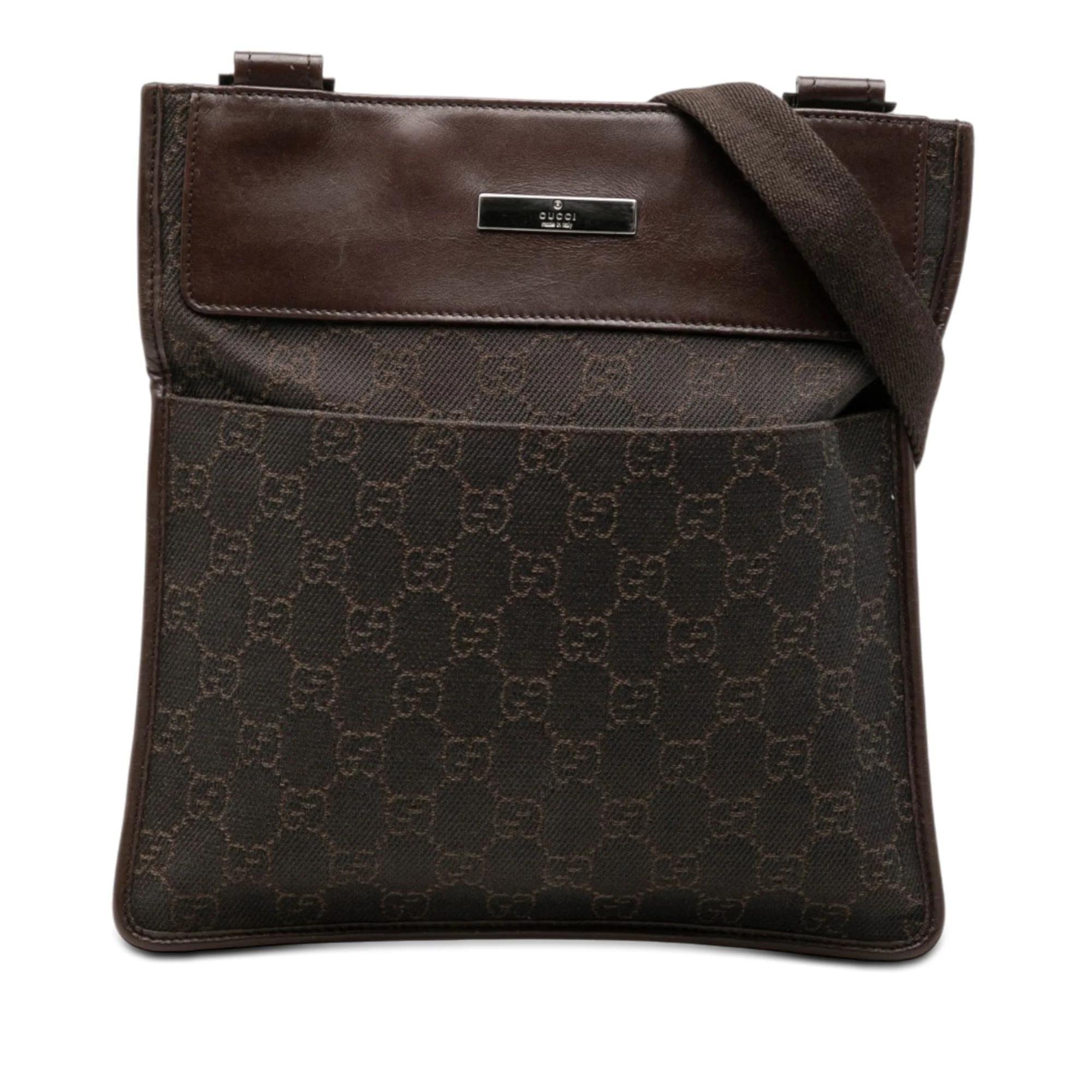 Gucci B leather crossbody bag