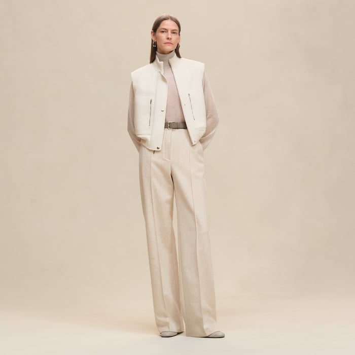 Blanc Naturel Sleeveless Short Bomber Jacket