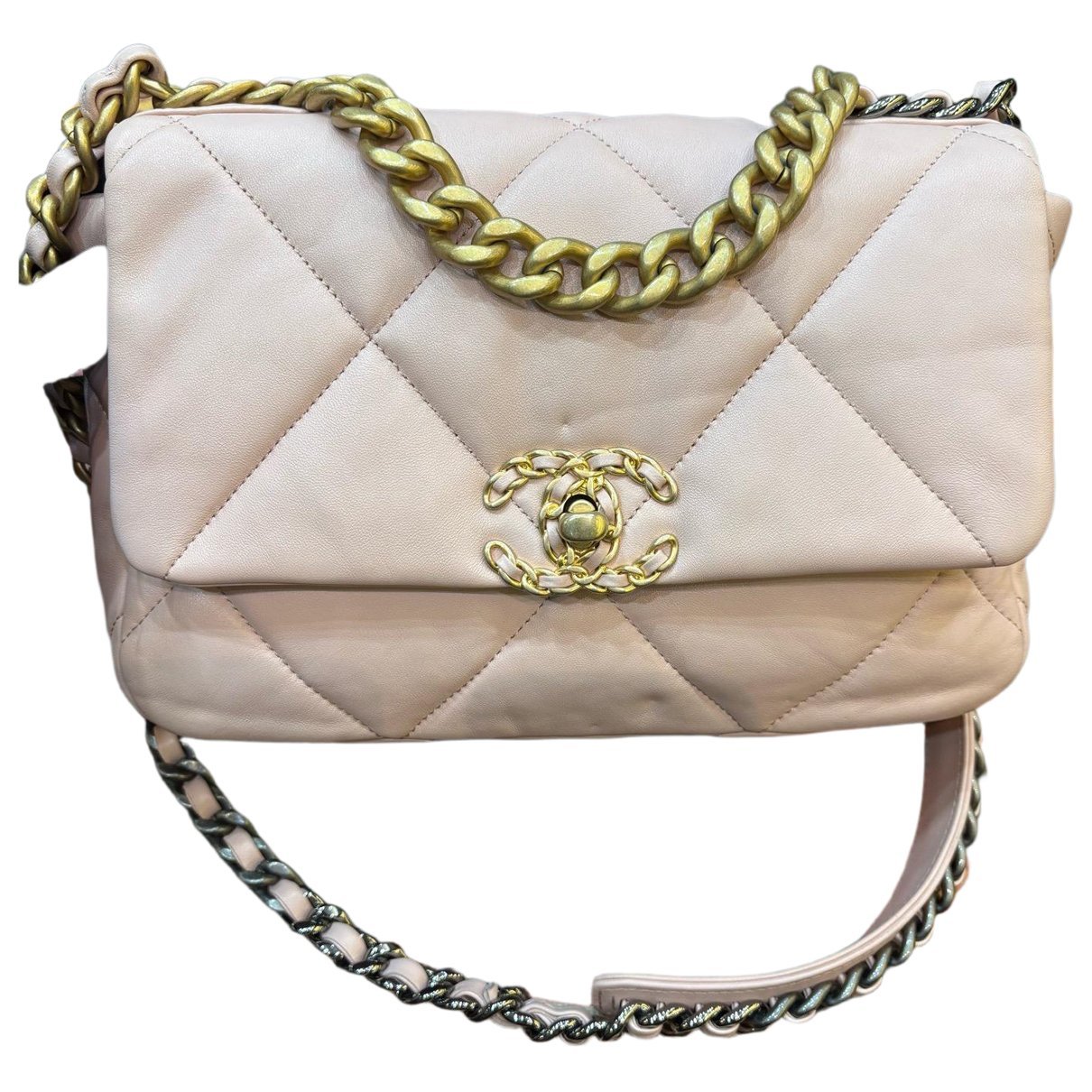Chanel 19 leather handbag