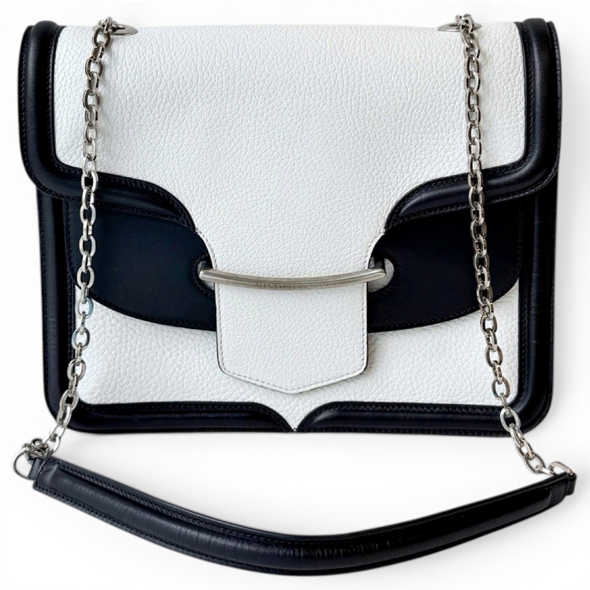 Heroine Chain leather handbag