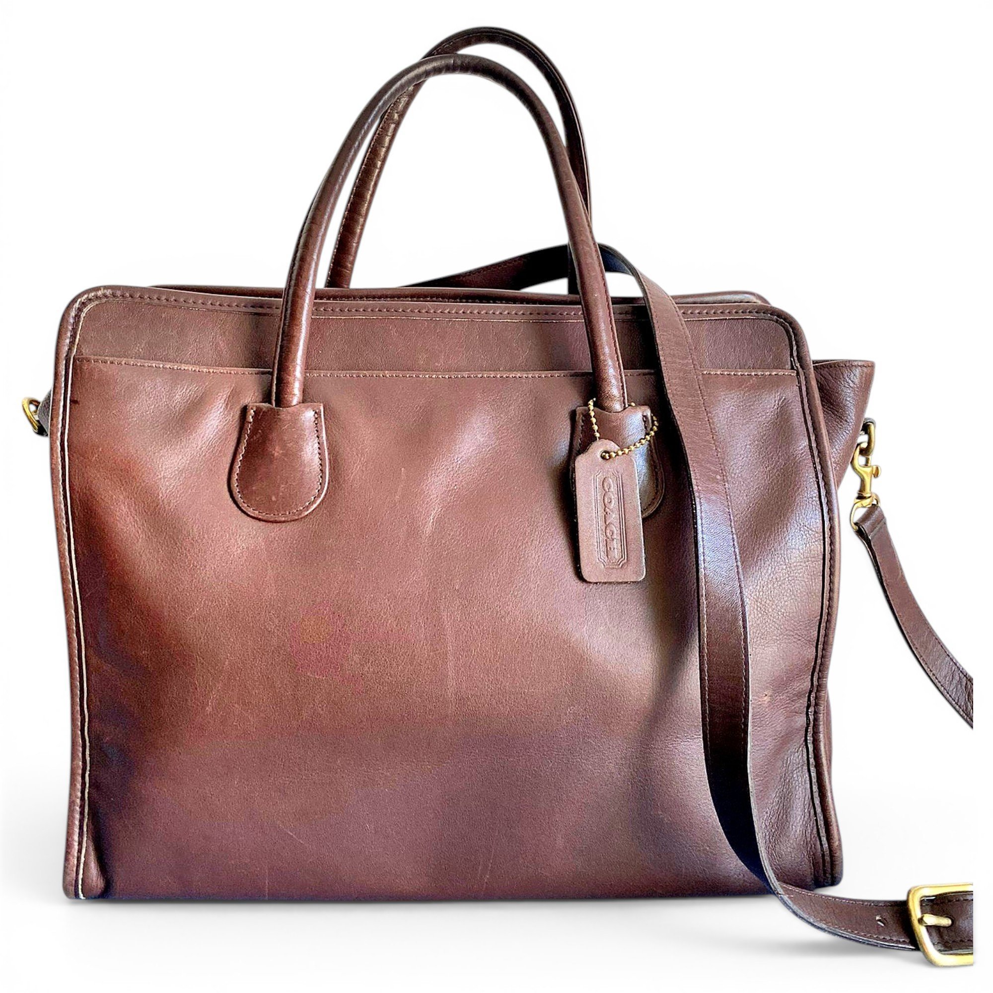 Leather travel bag