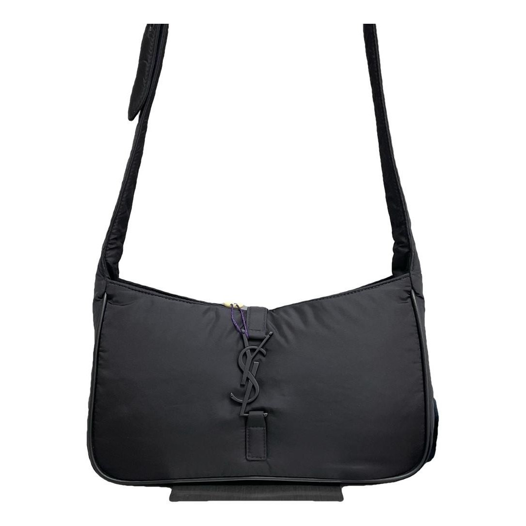Le 5 à 7 handbag