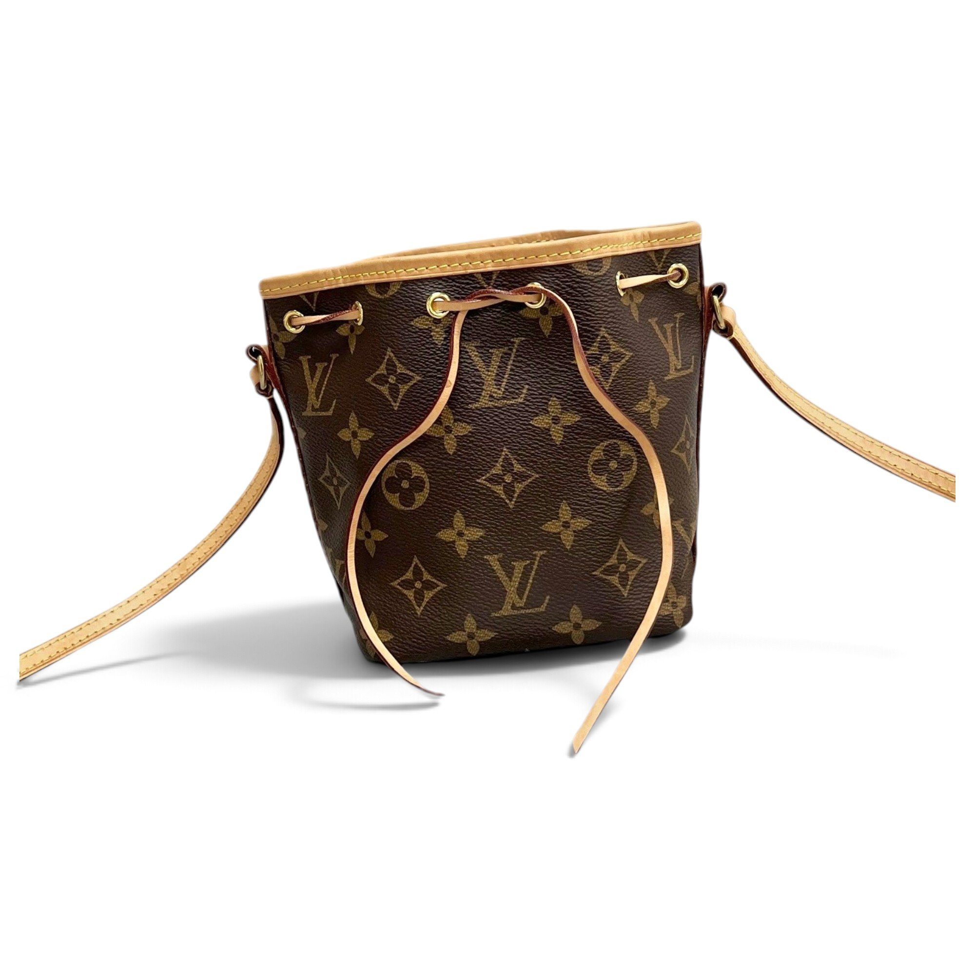 Louis Vuitton Nano Noé leather handbag