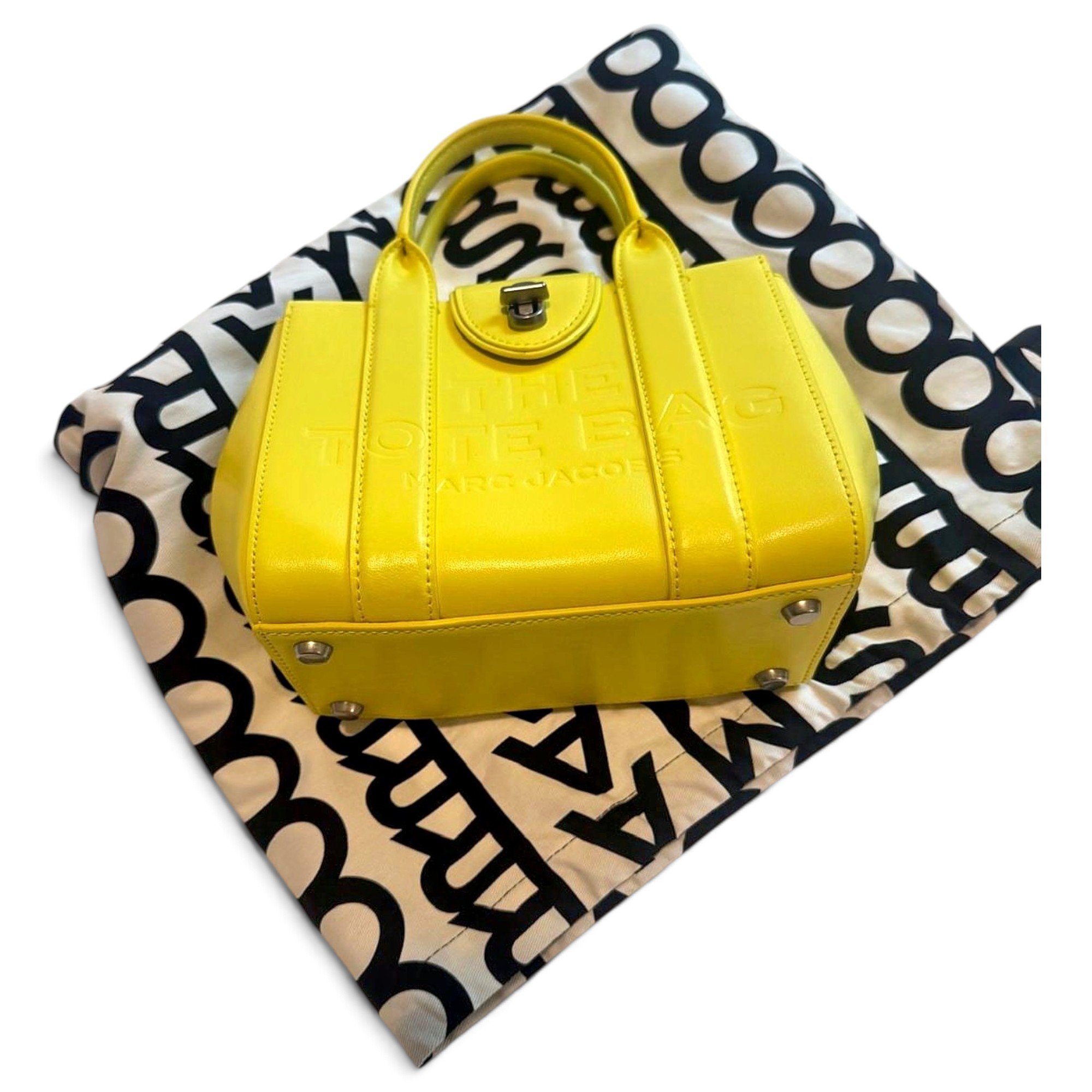 Marc Jacobs Leather tote