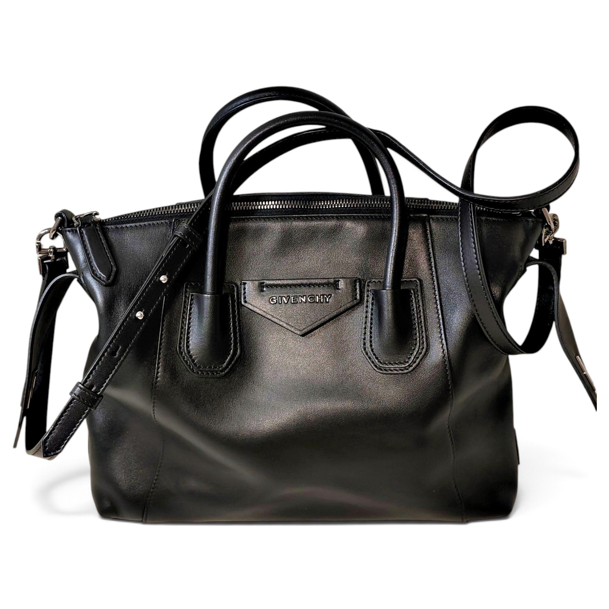 Antigona leather handbag