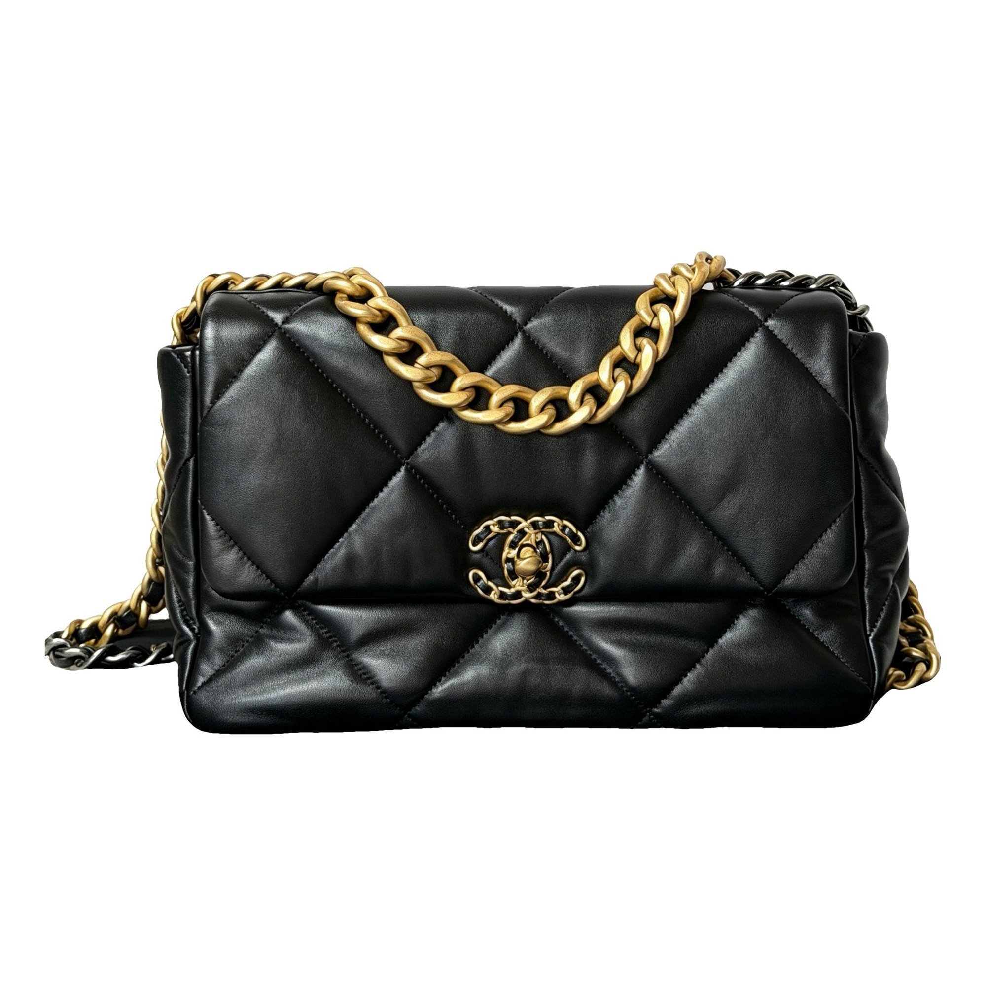Chanel 19 leather handbag