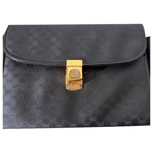 Vinyl clutch bag