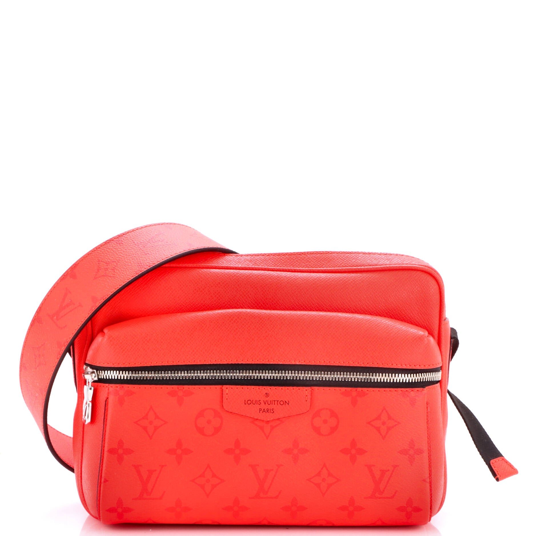 Outdoor Messenger Bag Monogram Taigarama