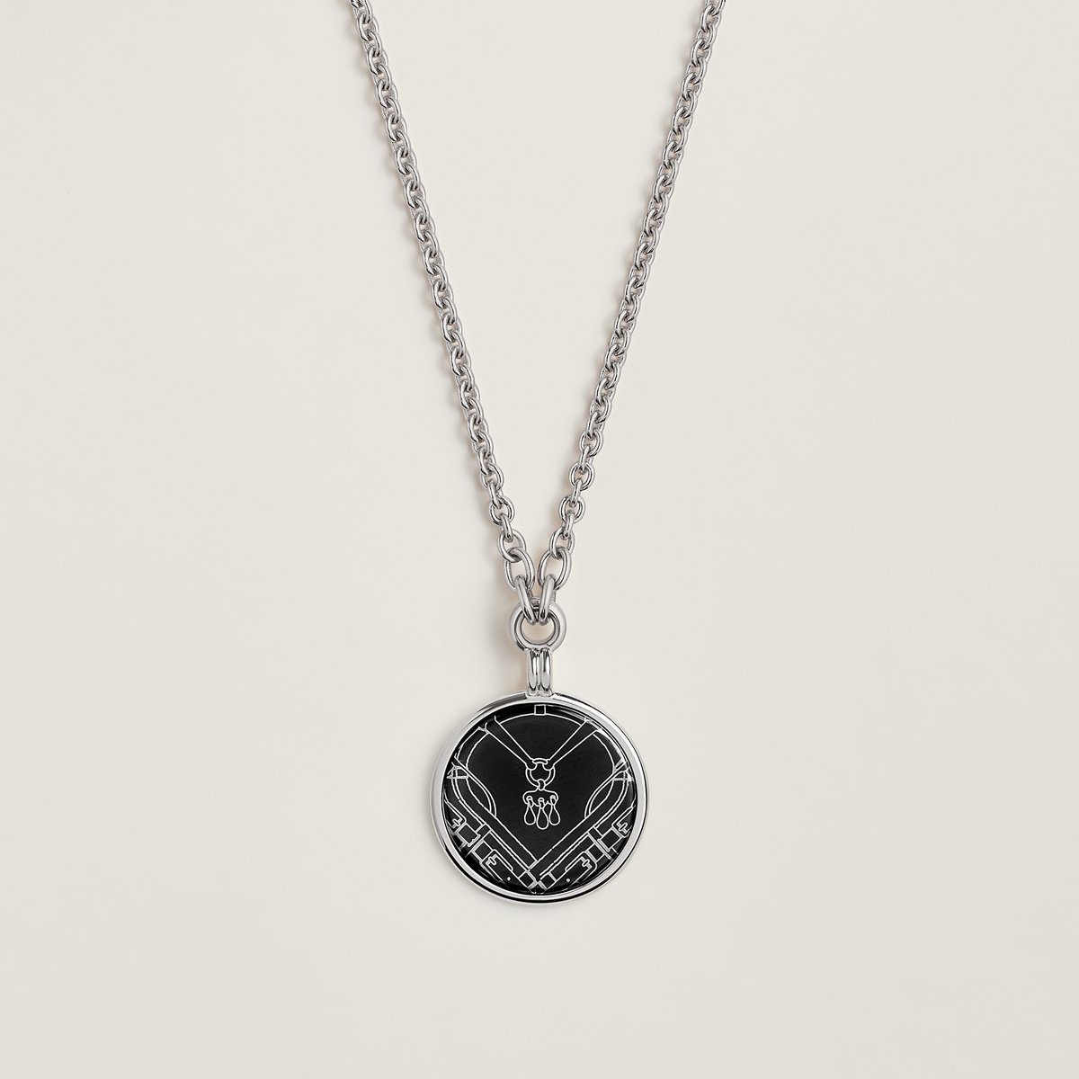 Medaille Mors a Jouets necklace