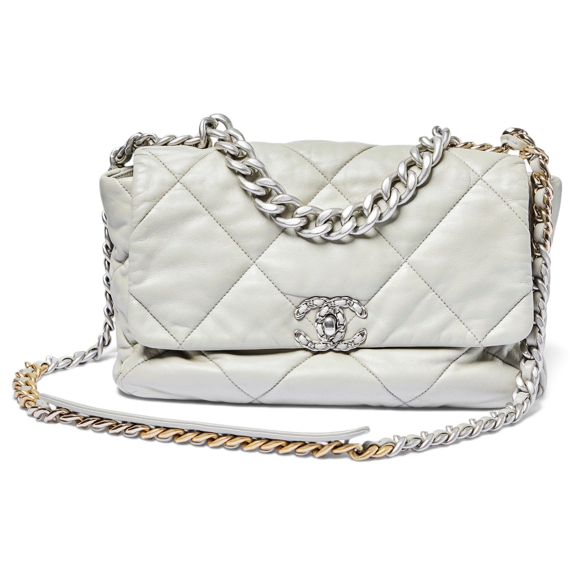 Chanel 19 leather handbag