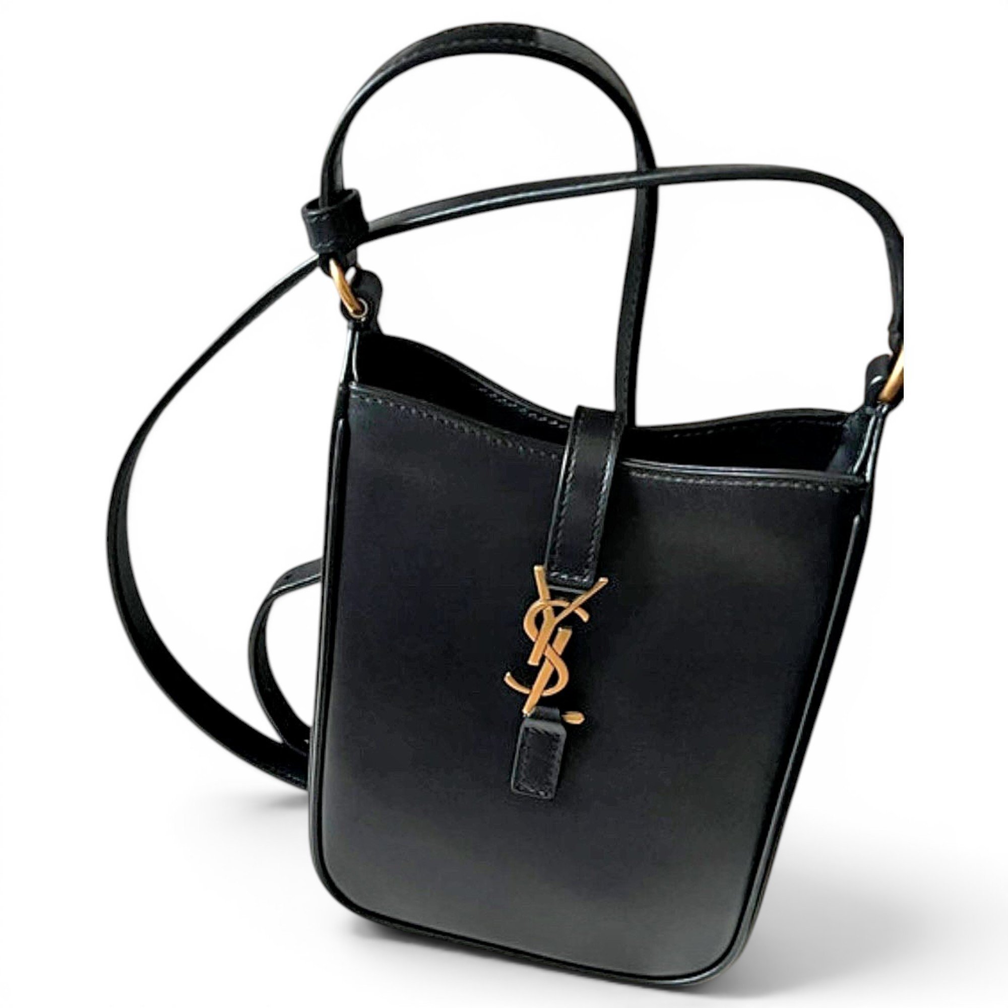 Le 5 à 7 leather handbag