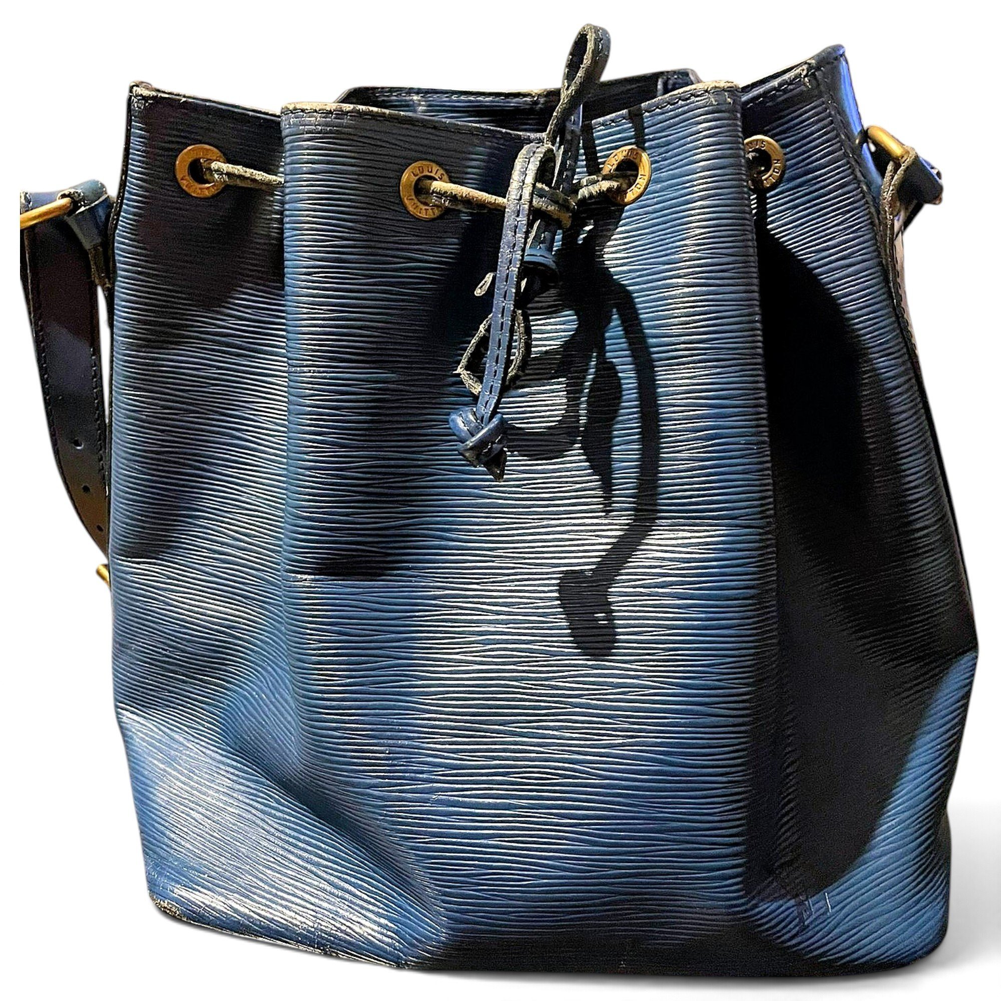 Noé leather handbag