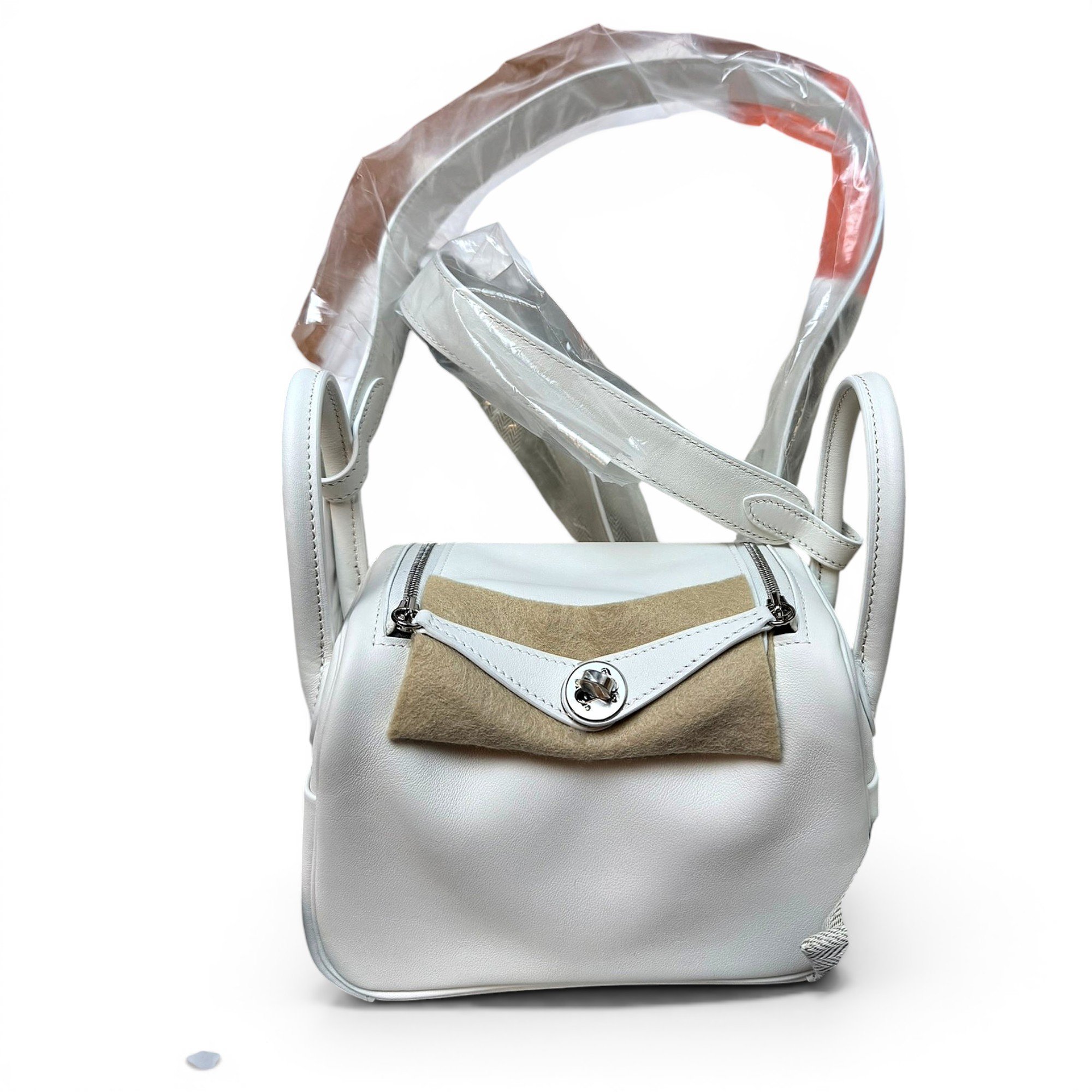 Lindy leather handbag