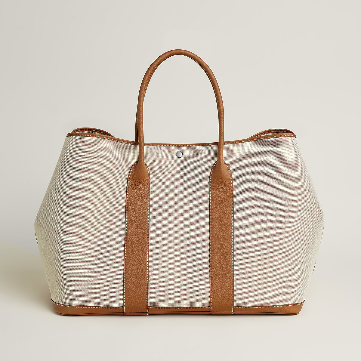 Garden Party Voyage 49 bag