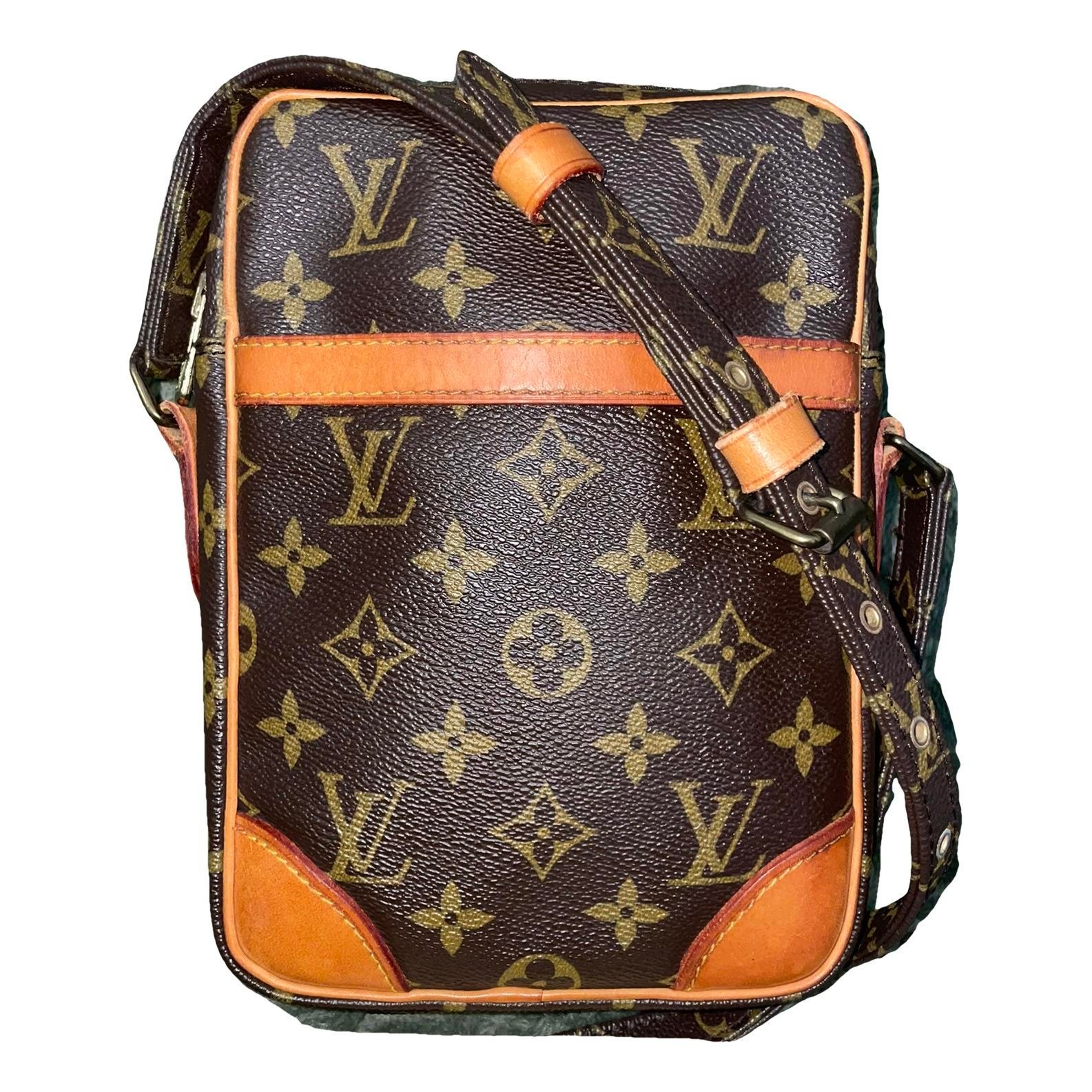 Danube leather crossbody bag