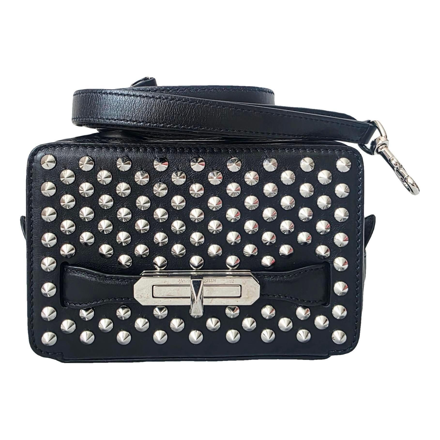 Leather crossbody bag