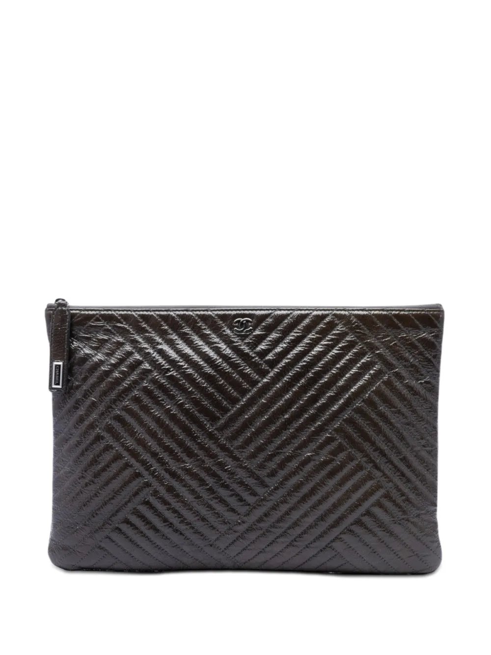 2015-2016 Large Distressed Chevron Patent Crossing O Case clutch bag